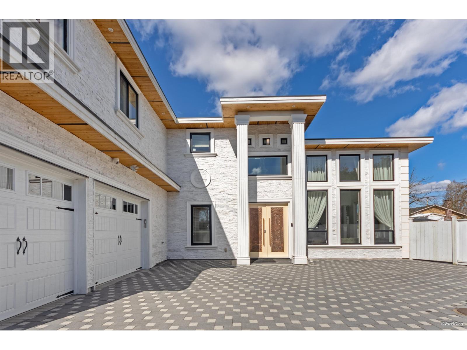 Listing photo — 11871 Aztec Street, Richmond (MLS® R3104143)