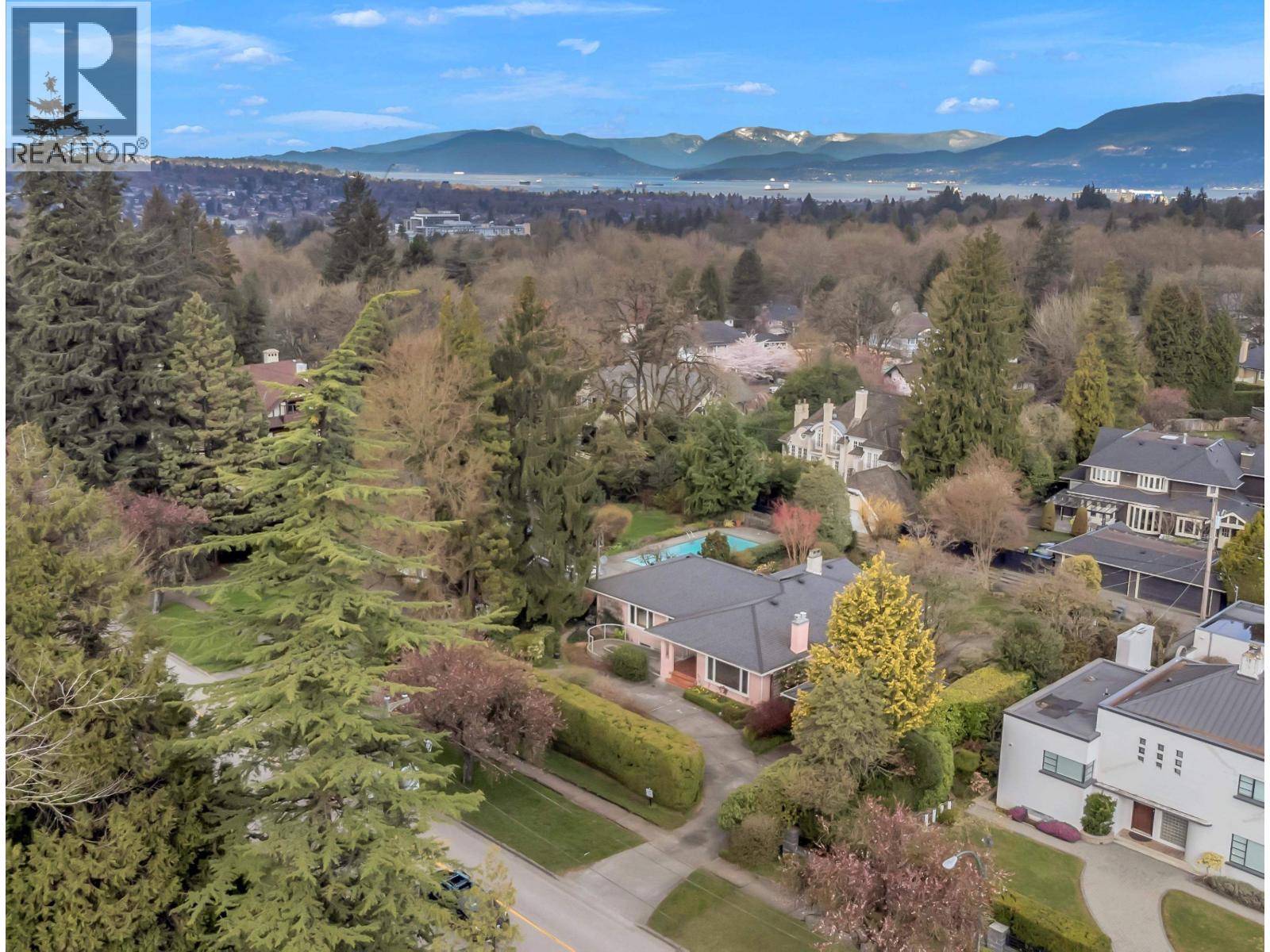 Listing photo — 1549 W 33rd Avenue, Vancouver (MLS® R3127675)