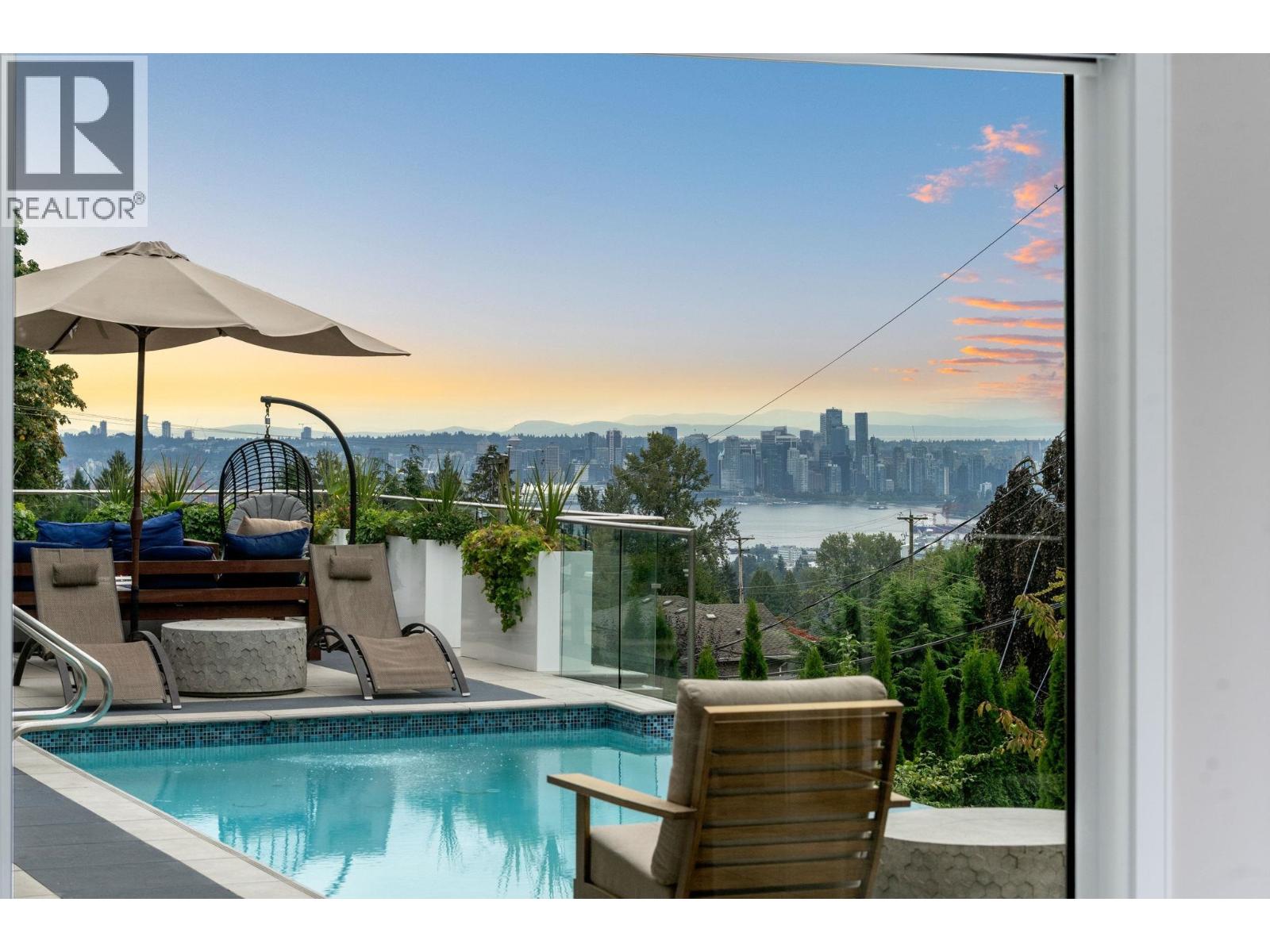 Listing photo — 3980 Norwood Avenue, North Vancouver (MLS® R3164839)
